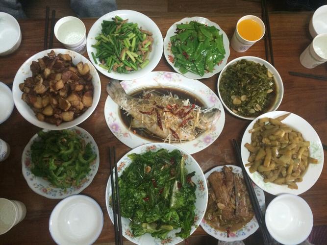 家宴服务 让温馨与美味在家中绽放